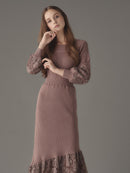 Off-shoulder lady knit one-piece