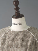 Half sleeve piping tweed one-piece