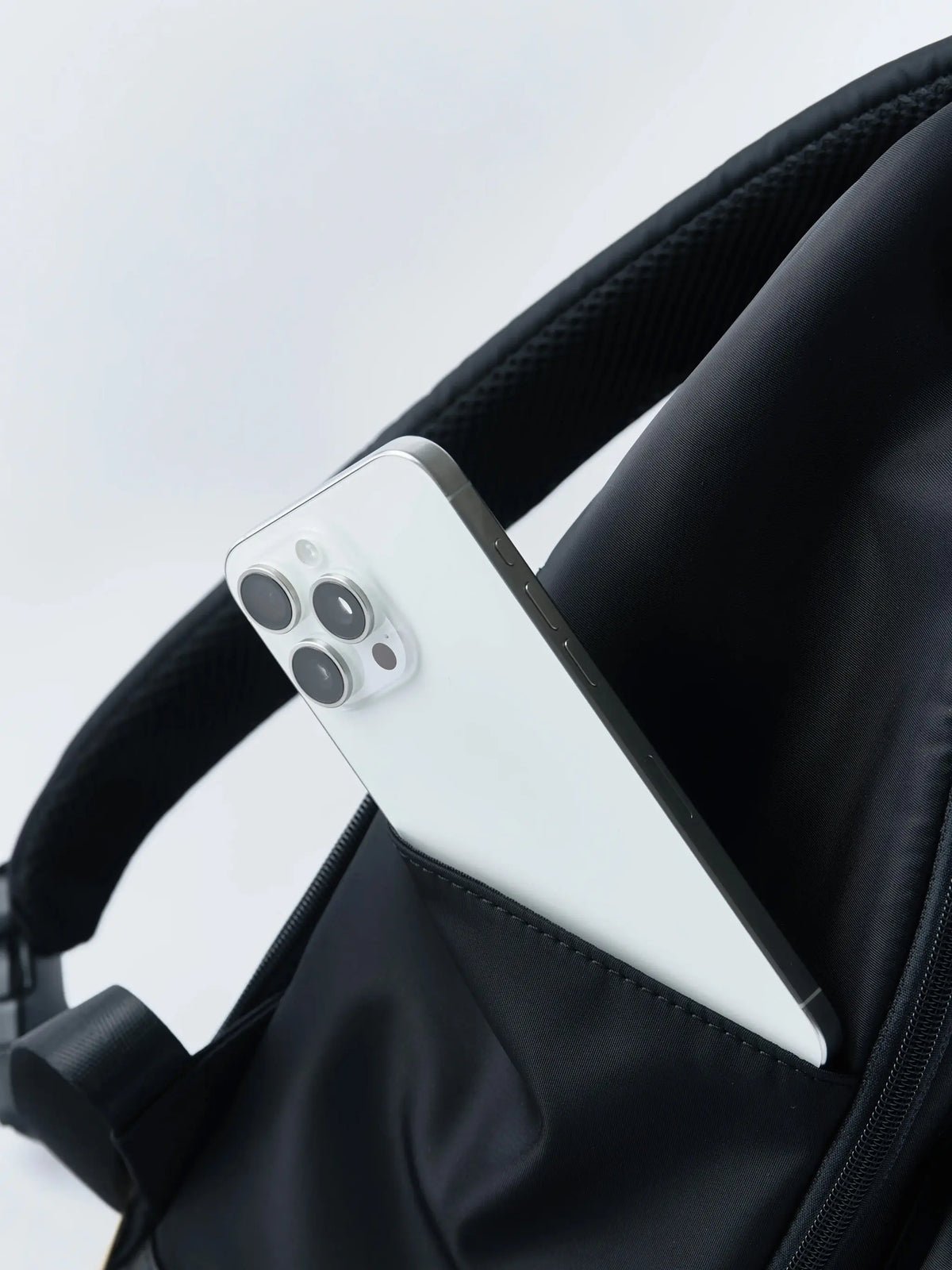 Elegant Backpack | エミリアウィズ 公式オンラインストア