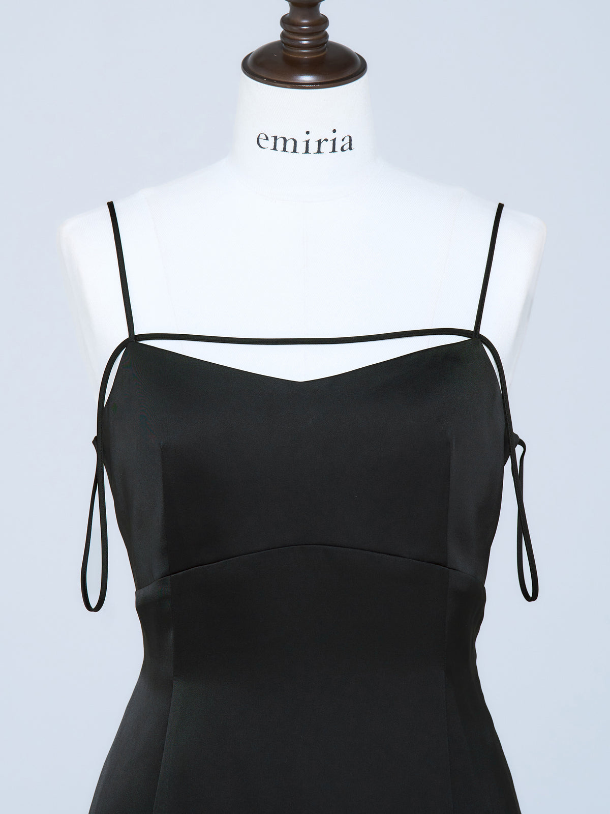 ワンピース emiriawiz Narrow Strap Camisole Dress Narrow Strap Camisole Dress | エミリアウィズ 公式オンライン