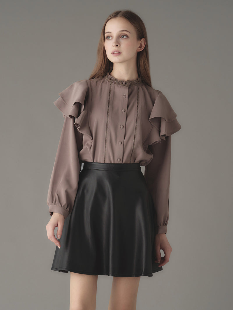 Petal like frill blouse