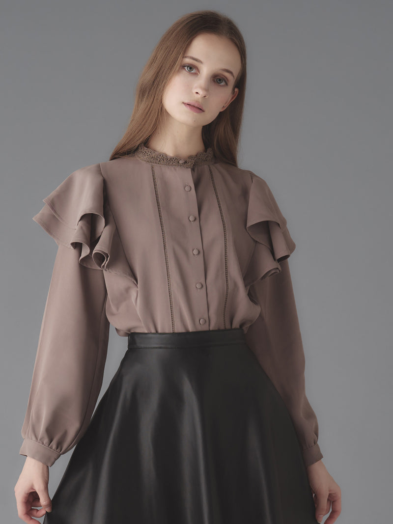 Petal like frill blouse