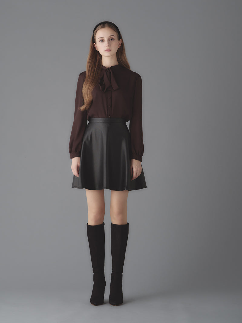 Fake leather flare mini skirt