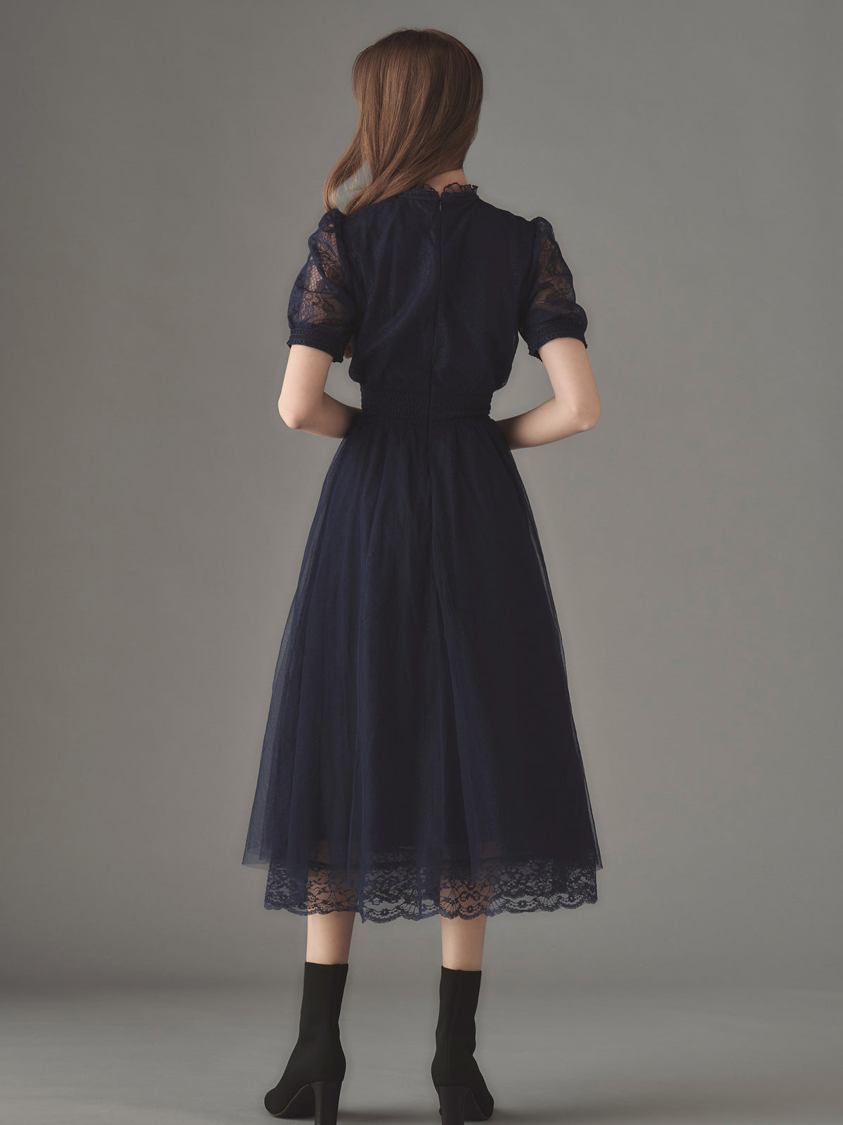 【一枚できまる /Bleu Noir】HERMES ストレートドレス Étoile bleue lace dress | エミリアウィズ 公式オンラインストア