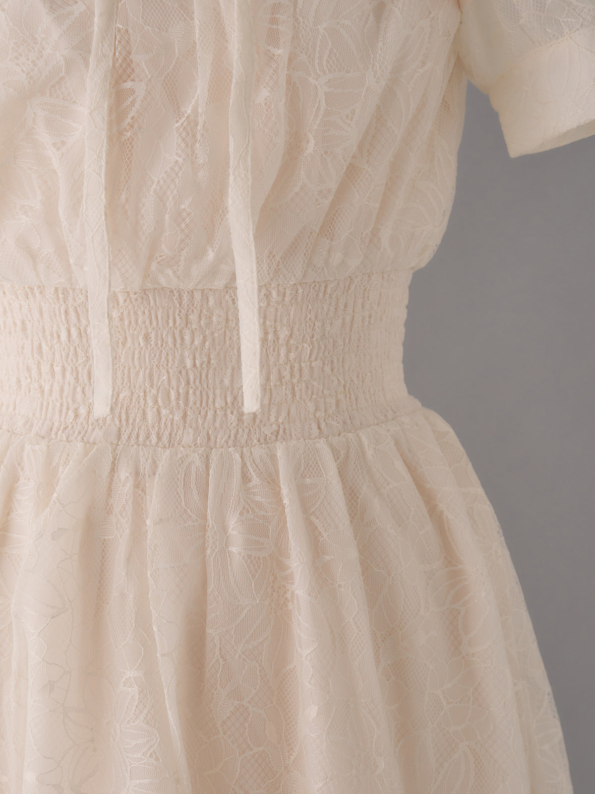 エミリアウィズ ショートスリーブフレアワンピース　S レース裾 emiriawiz（エミリアウィズ）の「シアースリーブフレア