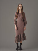 Off-shoulder lady knit one-piece