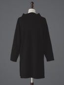 タートルネックスリットニット