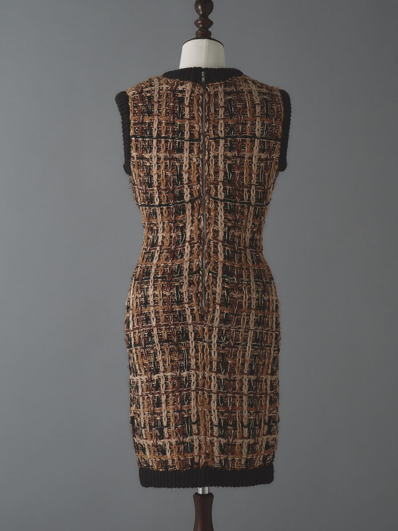 Sleeveless tweed knit one-piece