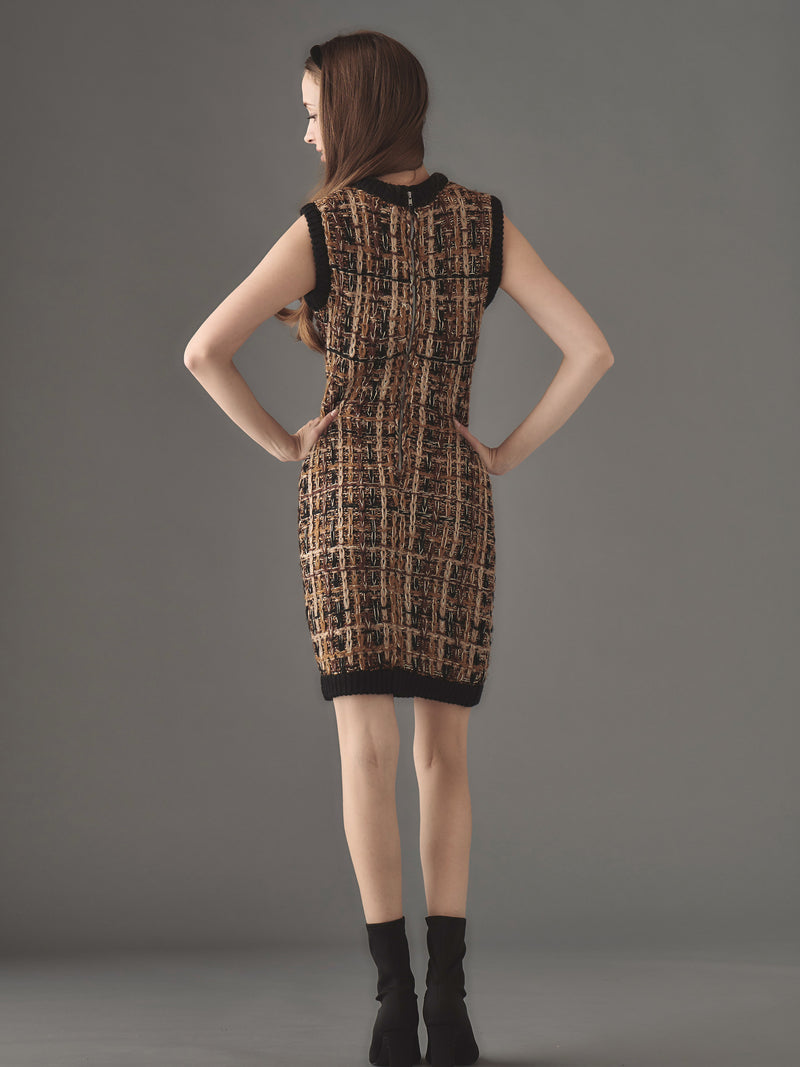 Sleeveless tweed knit one-piece