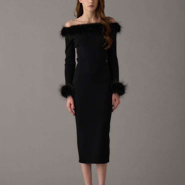 Chic Faux Fur Knit Dress | エミリアウィズ 公式オンラインストア