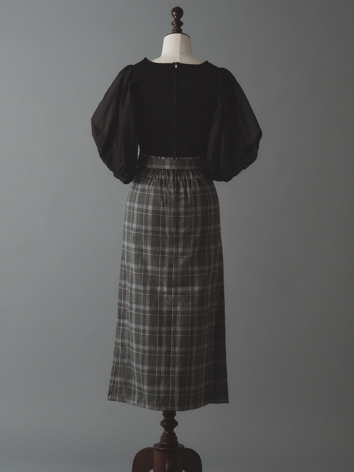 シフォンスリーブドッキングワンピース | エミリアウィズ 公式