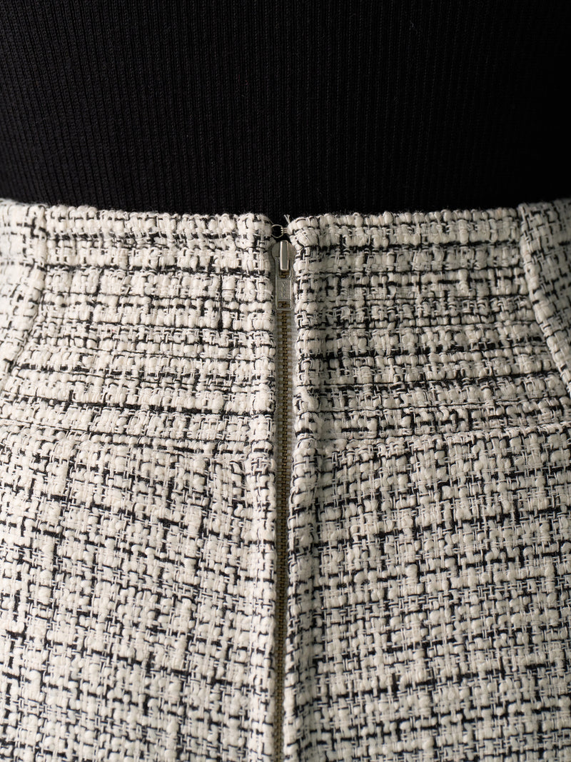 Classical tweed tuck pants