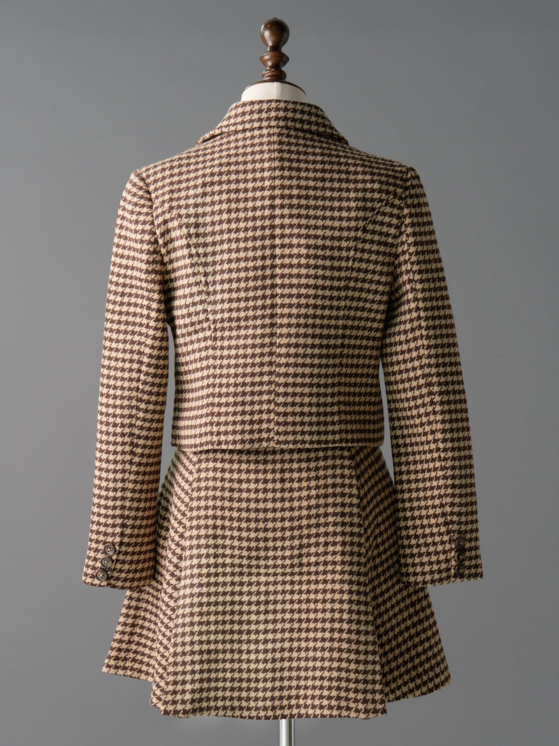 Houndstooth pattern jacket