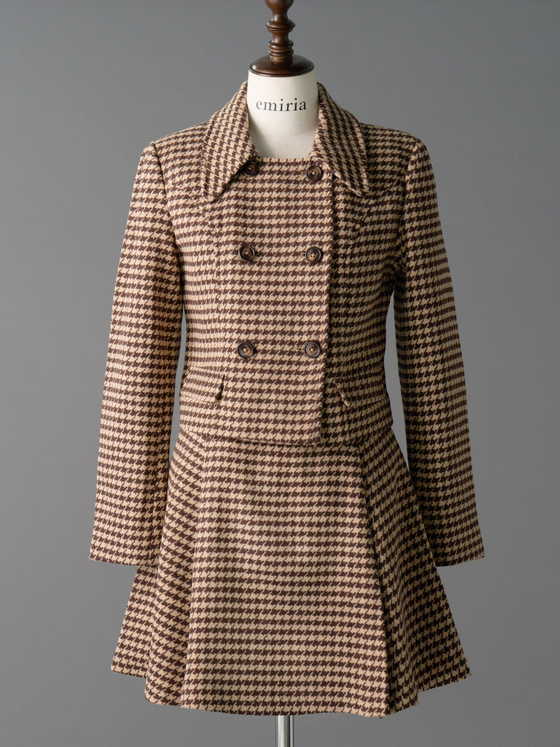 Houndstooth pattern jacket