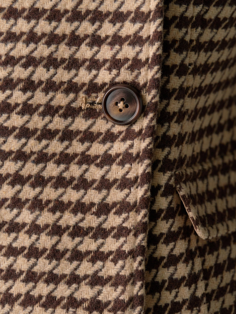 Houndstooth pattern jacket