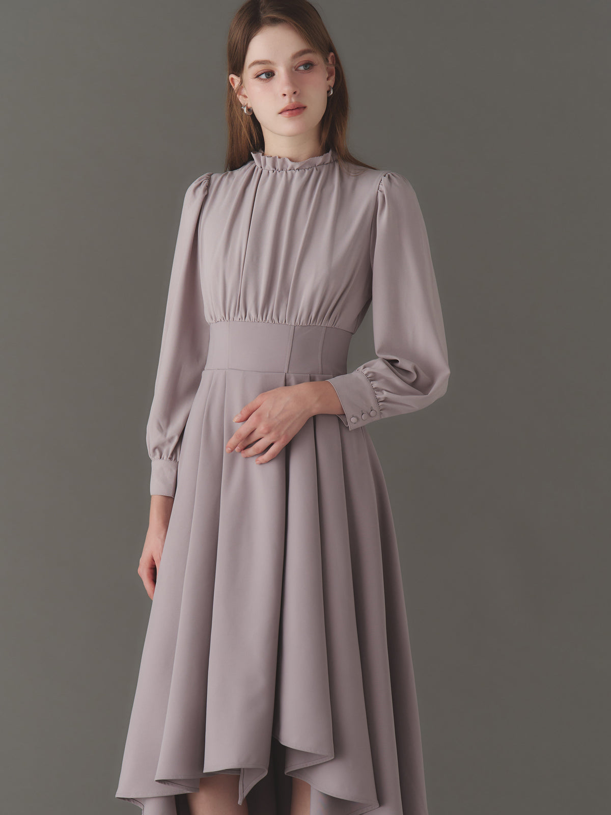 Attrait drape one-piece | EmiriaWiz公式オンラインストア