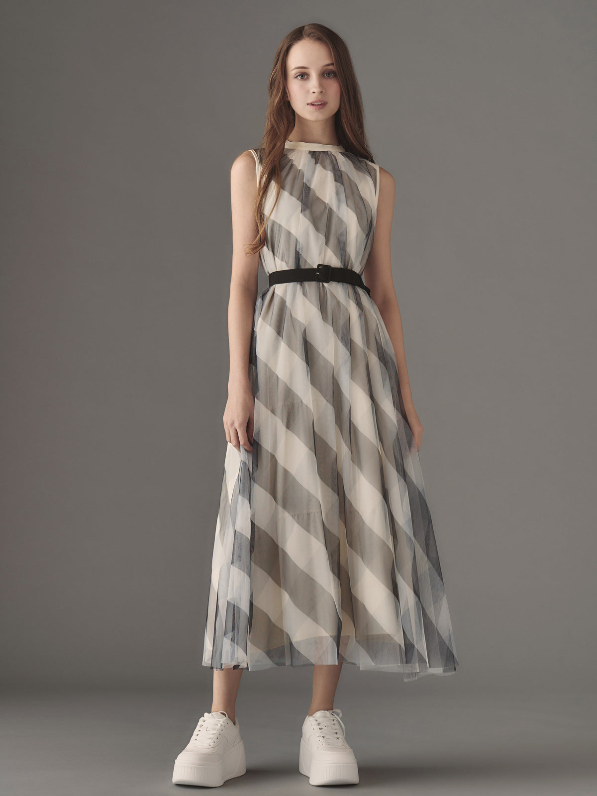 Belted check flare one-piece| エミリアウィズ 公式オンライン