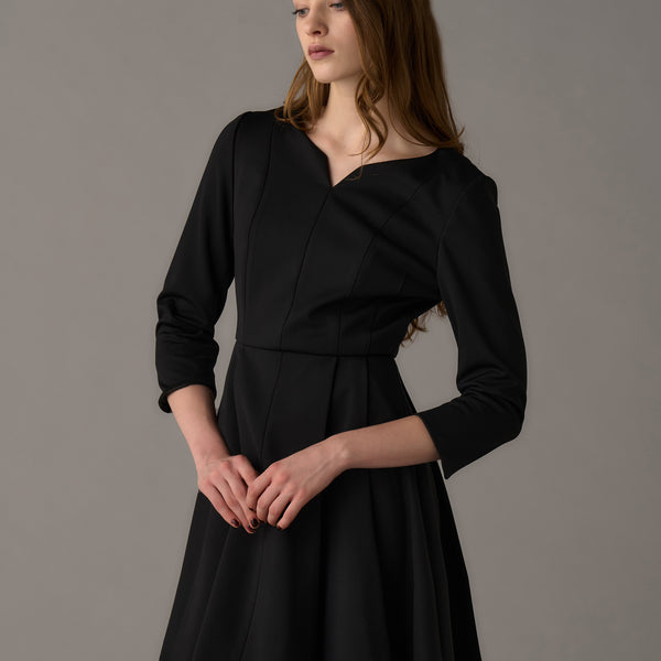 Tucked Waist Flare Dress | エミリアウィズ 公式オンラインストア