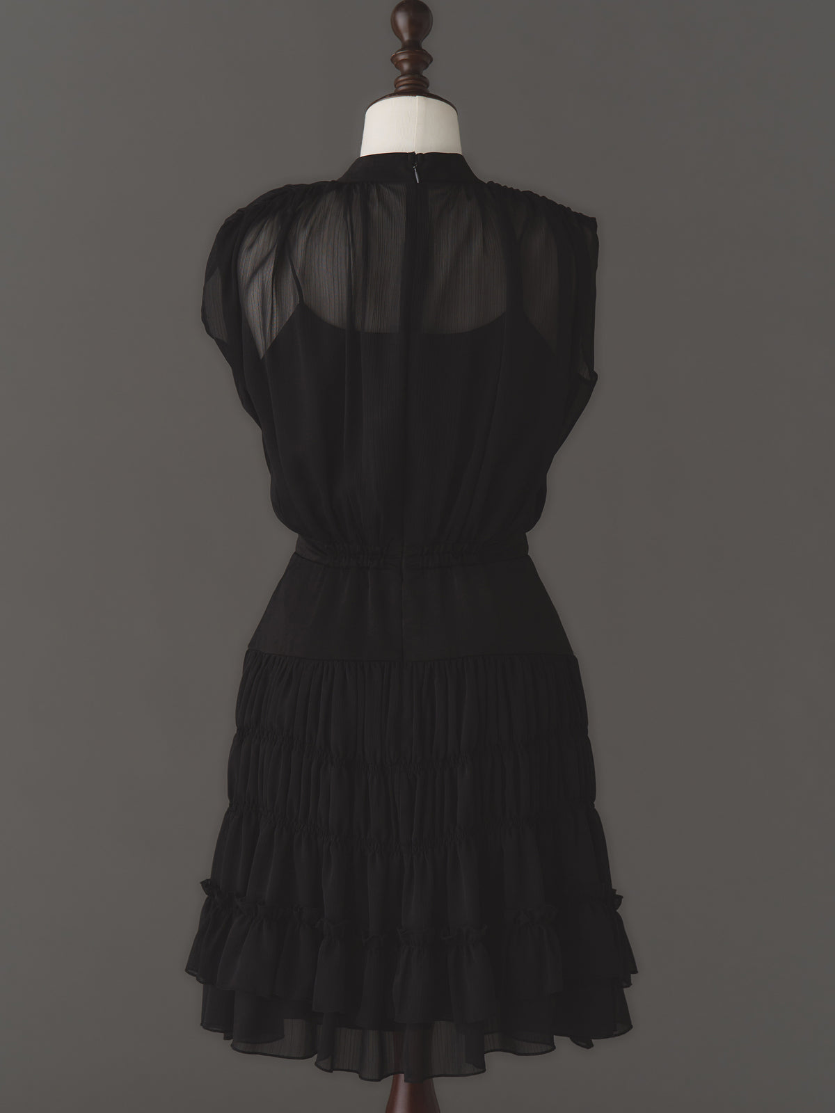 Belle Shirring Robe| エミリアウィズ公式オンラインストア