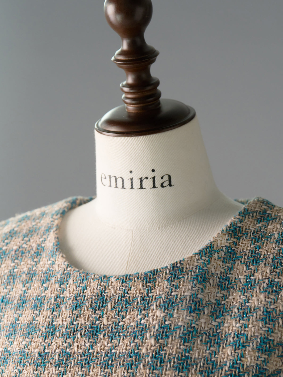 Tweed Dress with Chemical Lace | エミリアウィズ 公式