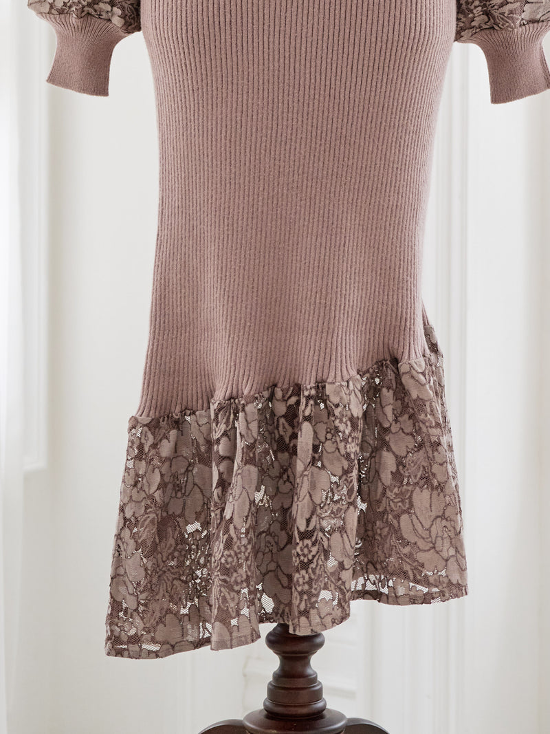 Off-shoulder lady knit one-piece | EmiriaWiz公式オンラインストア